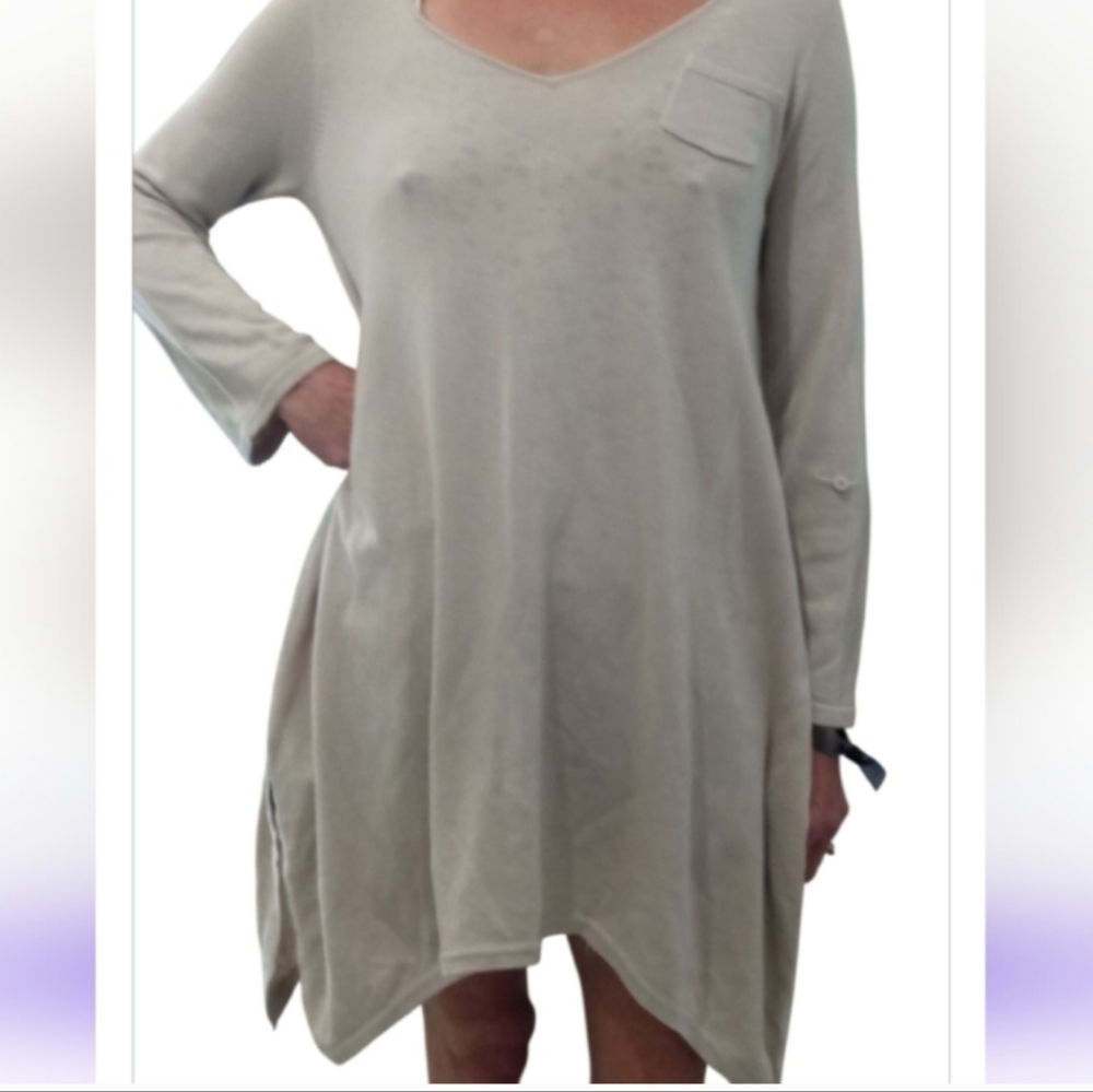 💫 Contemporaine /Simons Women's Oversized Beige Long Sleeve Asymetrical Tunic